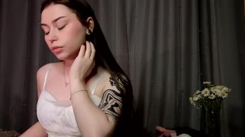 Snapshot of bellarison chatting on May 15, 10:11 am Daniela online show from May 15, 10:11 am