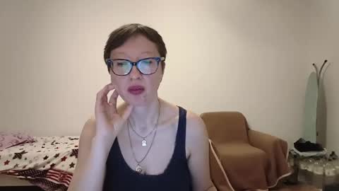 Emma online show from June 6, 7:07 pm