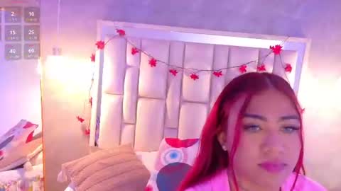 BellaSanderrs online show from July 9, 11:03 am