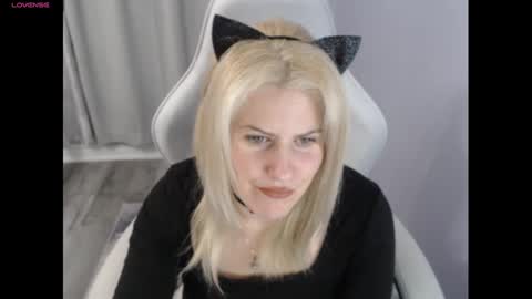 Starr40 online show from October 31, 12:06 pm