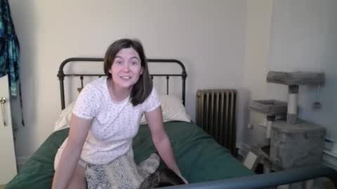 BellaStrange69 online show from October 27, 12:15 am