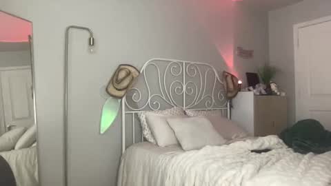 Bella Rose online show from September 10, 11:27 pm