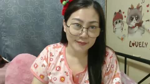 Snapshot of bellbabe chatting on January 6, 12:24 pm Bella online show from January 6, 12:24 pm