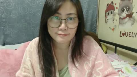 Snapshot of bellbabe chatting on February 4, 12:55 pm Bella online show from February 4, 12:55 pm