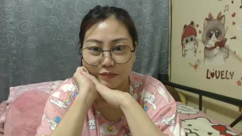 Snapshot of bellbabe chatting on February 7, 3:34 am Bella online show from February 7, 3:34 am