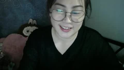 Snapshot of bellbabe chatting on February 9, 3:32 am Bella online show from February 9, 3:32 am