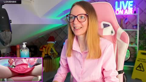 Snapshot of belle_alice chatting on January 27, 7:35 am Alice online show from January 27, 7:35 am