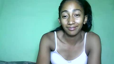 Snapshot of belle_annah chatting on March 30, 6:31 pm belle_annah online show from March 30, 6:31 pm