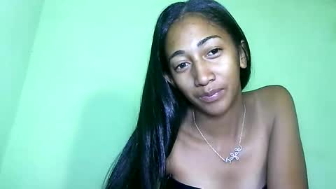 Snapshot of belle_annah chatting on April 6, 3:26 am belle_annah online show from April 6, 3:26 am