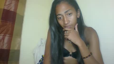 Snapshot of belle_annah chatting on April 20, 5:26 pm belle_annah online show from April 20, 5:26 pm