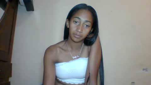 Snapshot of belle_annah chatting on April 30, 6:53 am belle_annah online show from April 30, 6:53 am