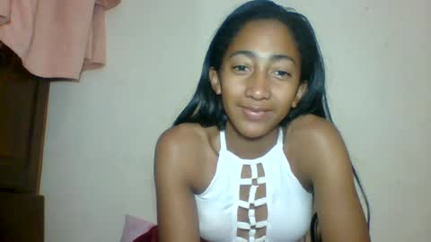 Snapshot of belle_annah chatting on July 2, 3:56 am belle_annah online show from July 2, 3:56 am