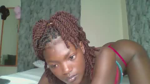 Snapshot of belle_bubbles chatting on May 19, 8:15 pm bubbles online show from May 19, 8:15 pm