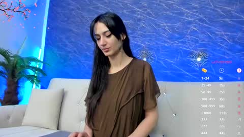 Snapshot of belle_emmanuelle chatting on June 1, 6:09 pm Karah online show from June 1, 6:09 pm