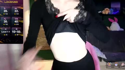 Snapshot of belle_vill chatting on February 14, 1:41 pm Belle online show from February 14, 1:41 pm