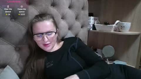 Snapshot of belleamiee chatting on February 9, 6:45 pm Amelia online show from February 9, 6:45 pm