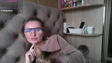 Snapshot of belleamiee chatting on February 21, 2:07 pm Amelia online show from February 21, 2:07 pm