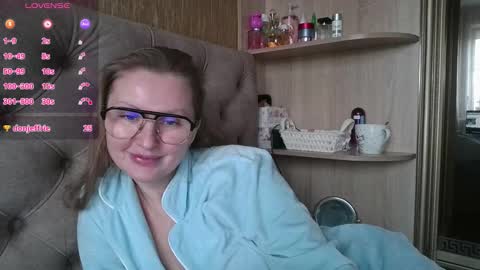 Snapshot of belleamiee chatting on February 27, 1:00 pm Amelia online show from February 27, 1:00 pm