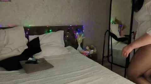 Snapshot of bellmira chatting on May 18, 9:26 am bellmira online show from May 18, 9:26 am