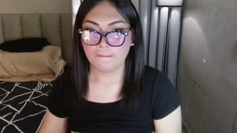 Nica online show from May 23, 8:24 pm