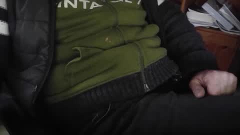 Snapshot of bemichel chatting on October 25, 3:51 pm jaimetout online show from October 25, 3:51 pm