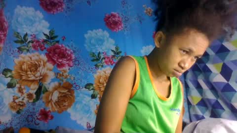 Snapshot of bemoniquee chatting on June 18, 6:46 am bemoniquee online show from June 18, 6:46 am