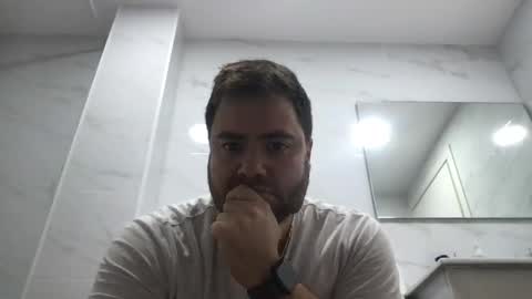 Snapshot of ben117 chatting on January 4, 3:17 pm ben117 online show from January 4, 3:17 pm