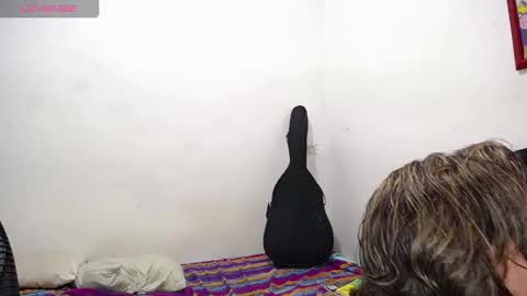 Snapshot of benjamin_button__ chatting on February 3, 6:40 am Jesus online show from February 3, 6:40 am