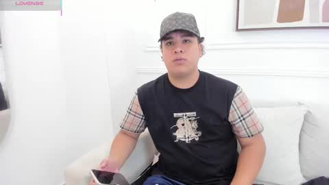 bennett_alejoo online show from September 11, 4:18 pm