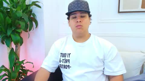 bennett_alejoo online show from January 9, 6:31 pm