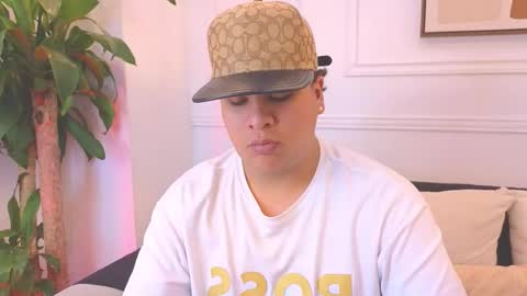 bennett_alejoo online show from February 25, 3:05 am