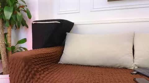 bennett_alejoo online show from March 21, 6:44 pm