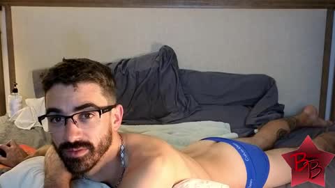 benny_boy95 online show from September 23, 3:09 am