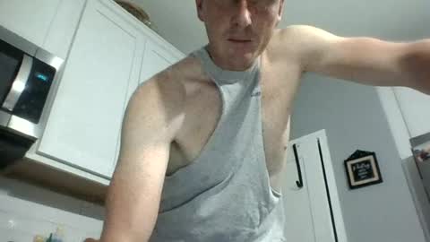 Snapshot of bennyc04041987 chatting on July 7, 5:54 am BennyC online show from July 7, 5:54 am
