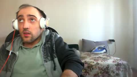 bentish online show from January 1, 10:00 am