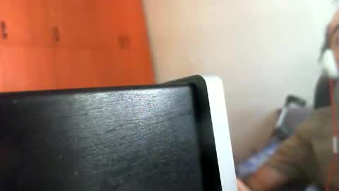 bentish online show from October 10, 7:29 am