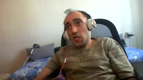 bentish online show from November 22, 10:25 am