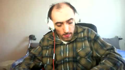 bentish online show from December 17, 7:47 am