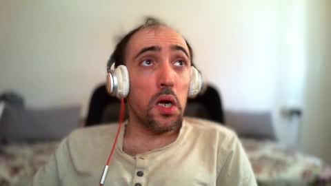 Snapshot of bentish chatting on July 19, 6:06 am bentish online show from July 19, 6:06 am