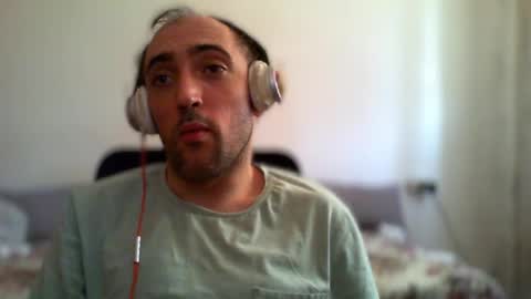 Snapshot of bentish chatting on July 28, 6:20 am bentish online show from July 28, 6:20 am