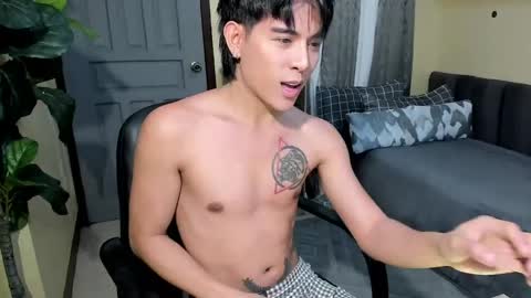 bentlyfuck online show from May 24, 12:37 am