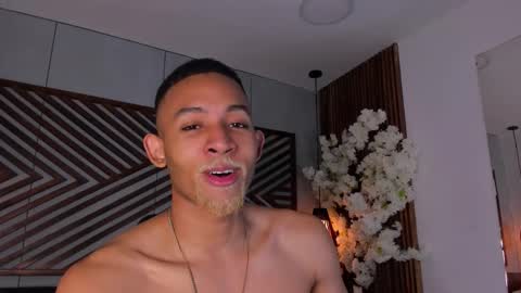 bento_fox online show from November 29, 4:26 am