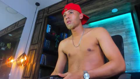 bento_fox online show from February 18, 4:08 am