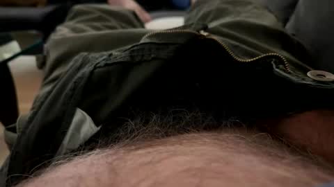 benz10001 online show from November 10, 3:27 am