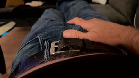 benz10001 online show from November 23, 9:25 pm