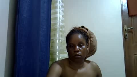 Snapshot of berbiestar chatting on May 25, 2:12 pm Crazybeibe online show from May 25, 2:12 pm