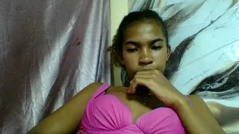 Snapshot of beriziky chatting on June 15, 11:18 pm beriziky online show from June 15, 11:18 pm