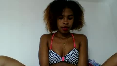Snapshot of beriziky chatting on July 12, 12:29 pm beriziky online show from July 12, 12:29 pm