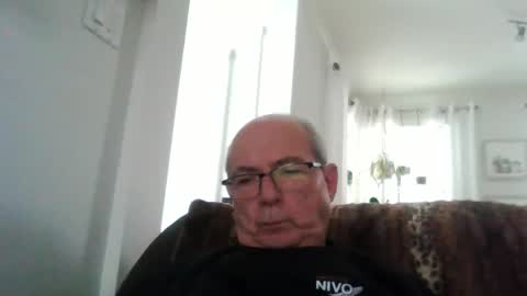 bernard1102 online show from January 8, 2:52 pm