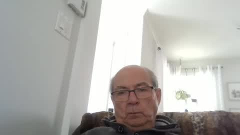 bernard1102 online show from February 7, 3:27 pm